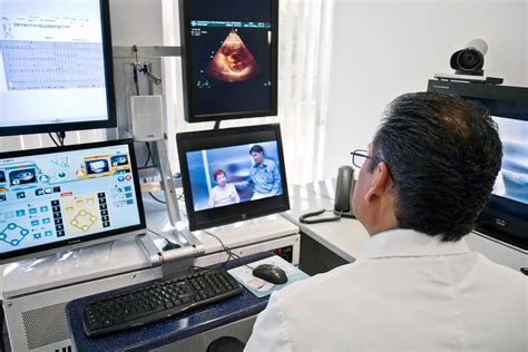 Telemedicine moves into mainstream as doctors treat patients from afar ...