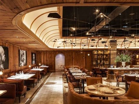 Restaurant Design Trends: How reclaimed wood fits in - TerraMai