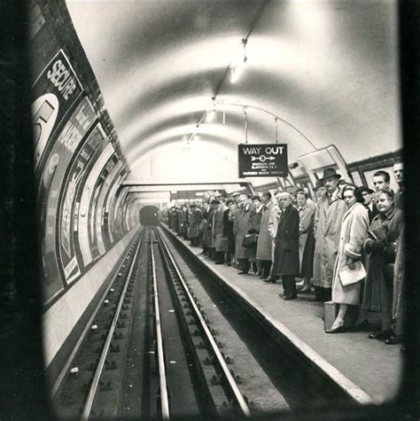 London Underground - Old photo from the driver's perspective! | London underground, Tube ...