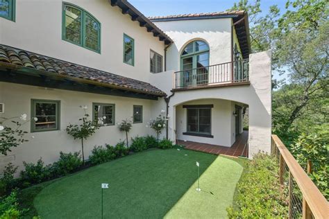 Stephen Curry's Hot Hacienda Hits the Market for $3.895 Million