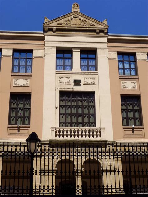 Fotos gratis : arquitectura, edificio, palacio, fachada, histórico, España, sinagoga, clásico ...