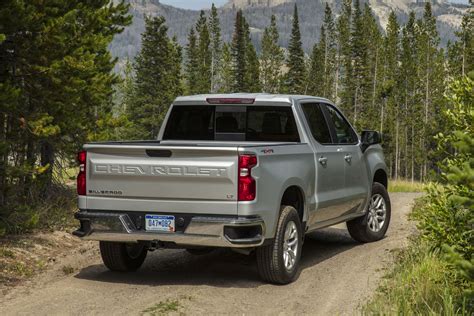 GM Updates Monroney Labels On 2021 GMC Sierra, Chevy Silverado Trucks