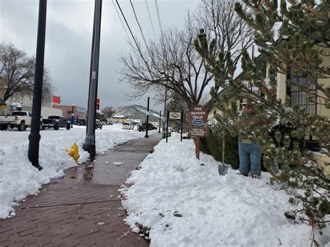 Snow in Williams Arizona editorial stock photo. Image of house - 254431193