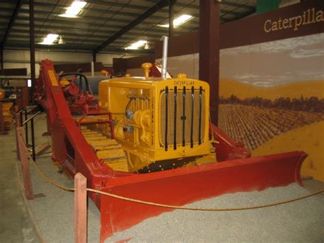 Blade Manufacturers | Caterpillar, Old tractors, Dozer