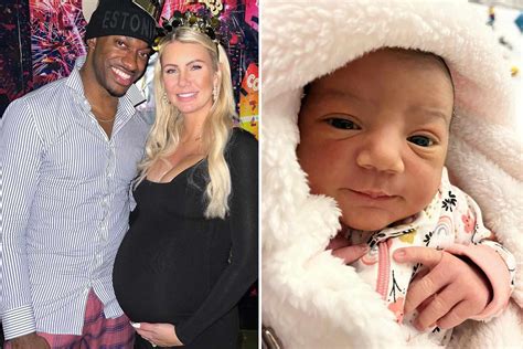 Robert Griffin III and Wife Grete Welcome Baby Girl Gia: Photos