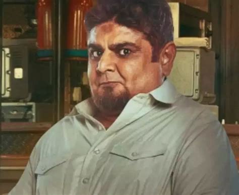 Deven Bhojani Wiki, Height, Age, Wife, Children, Family, Biography ...