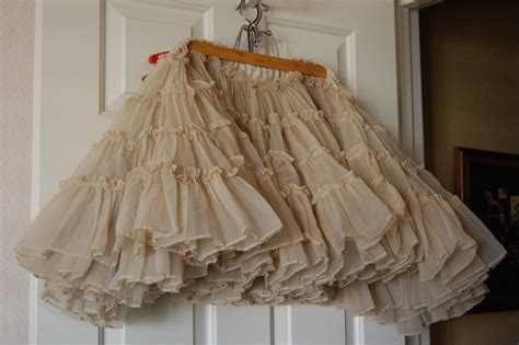 My Artistic Side: December 2010 | Petticoat, Dresses, Vintage