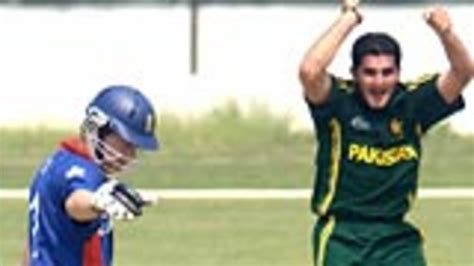 Riaz Afridi Photos | Image Gallery and Match Pictures