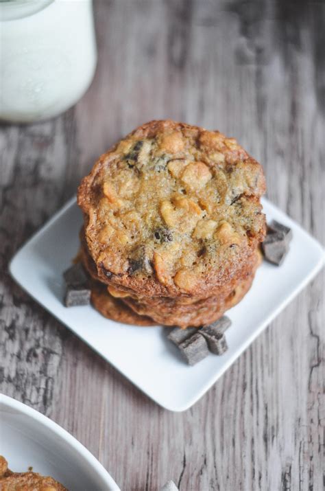 Chocolate Chip Cornflake Cookies - My Modern Cookery