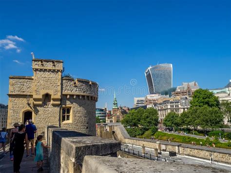 Buildings within Tower of London Editorial Stock Photo - Image of legge, british: 126671088