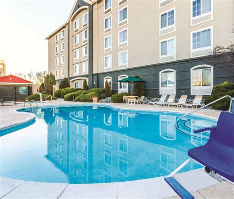 Pet-Friendly Hotels In Grand Junction | Book from 21 Stay Options @Best Price