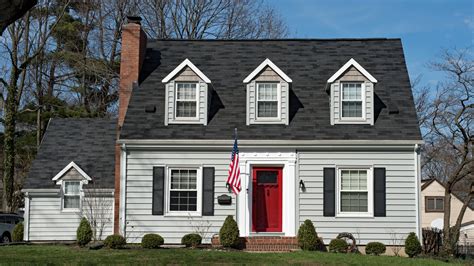 21 Front Door And Shutter Color Combos You'll Want For Your Home's Exterior