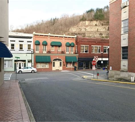 486 Main St, Hazard, KY 41701 | LoopNet