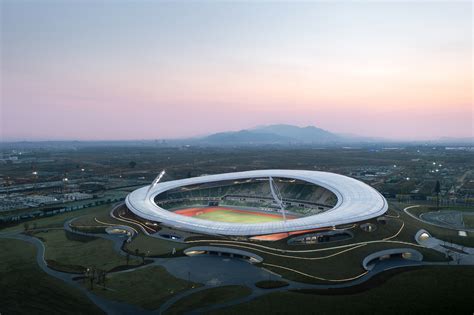 Parque Deportivo de Quzhou / MAD Architects | ArchDaily en Español