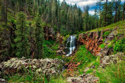 Arizona Mountain Waterfall | Arizona waterfalls, Arizona mountains ...