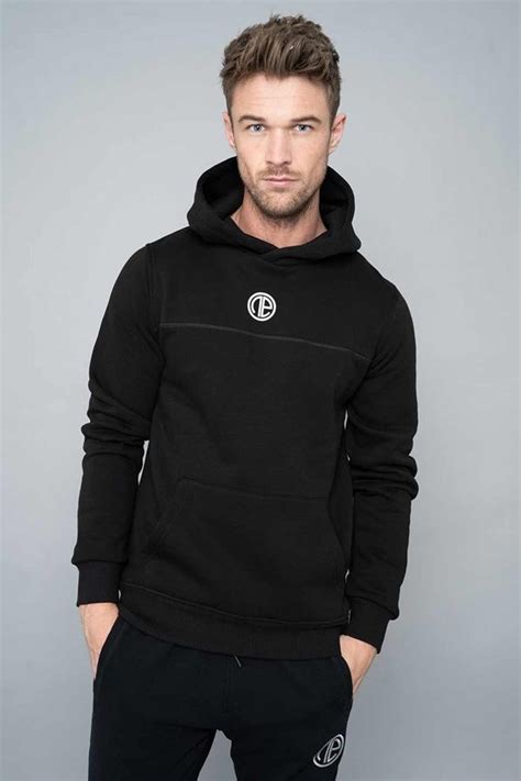 30+ Gentle Black Hoodie Ideas for Men To Look Stylish | Black hoodie ...