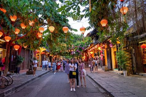 Hoi An Ancient Town - How To Best Experience Hoi An's UNESCO World Heritage Centre - Hidden ...