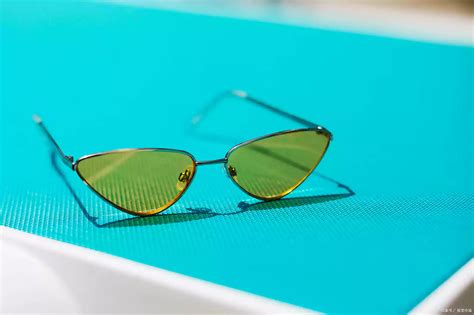 Guide to Sunglass Lens Colors - LOOKIAM