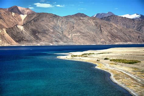 5 Places You Should Definitely Visit On Your Leh- Ladakh Trip - Via.com ...