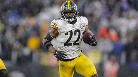 Najee Harris Keeps Steelers In Playoff Race With One Game Left