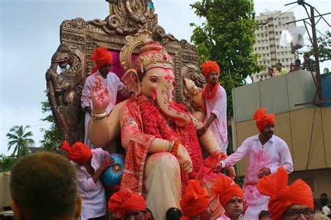 Ganesh (Ganpati) Visarjan in Mumbai: Faces of God