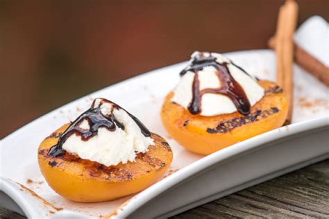 BBQ GRILLED PEACHES WITH VANILLA ICE CREAM – Nonna Pia's Gourmet