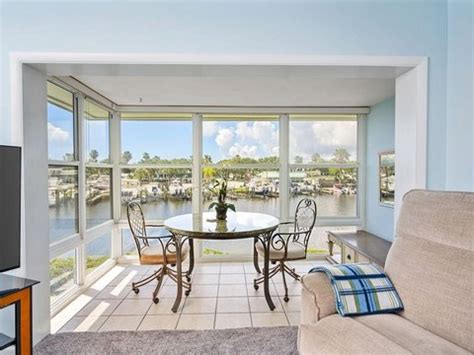 Vero Beach, FL Real Estate & Homes for Sale | realtor.com®