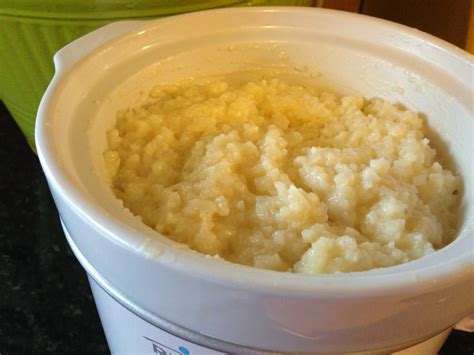 Practically Gourmet: Crock Pot Rice Pudding