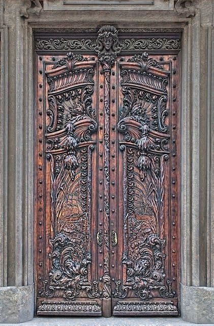 29 Splendidly Intricate Hand Carved Doors To Surge Inspiration From