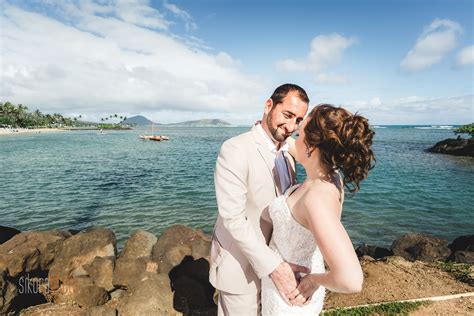 Kahala Resort Wedding in Waikiki | Kahala resort, Resort wedding, Destination wedding