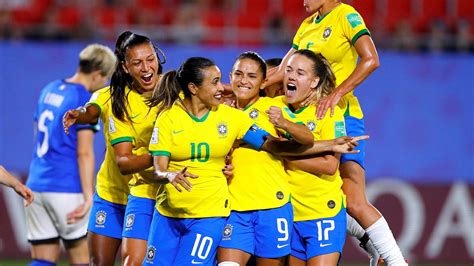 Brazil announces equal pay for men’s and women’s national soccer teams - Global Connections for ...