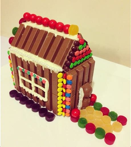 Kit Kat take on a gingerbread house! Instagram: @livglazebrook #kitkat #baking #chocolate #ging ...