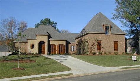 Exclusive home builder Madison Mississippi