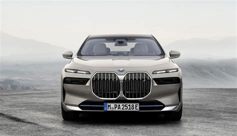 BMW i7 xDrive60 Specs, Price and Comparisons - Licarco