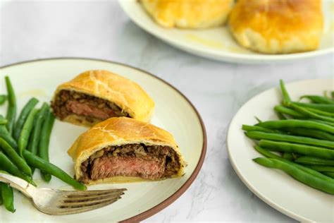 Easy Beef Wellington Puff Pastry Recipe