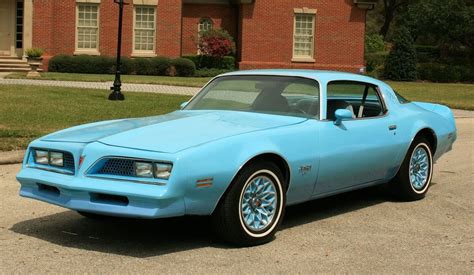 1977 Pontiac Firebird - Information and photos - MOMENTcar