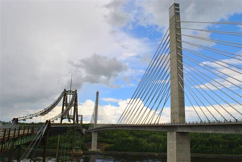 The new Penobscot Narrows Bridge with the old Waldo-Hancock Bridge on ...