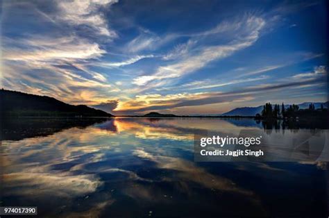 839 Dal Lake Sunset Stock Photos, High-Res Pictures, and Images - Getty Images