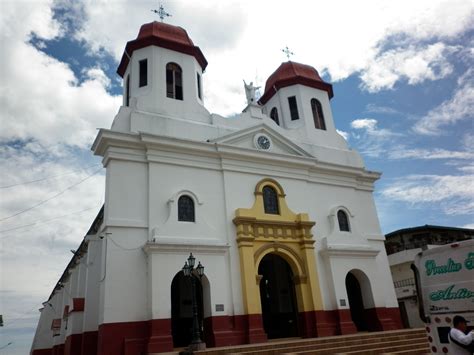 Iglesia de San Vicente, Antioquia. | Iglesia, Viajes, Arquitectura