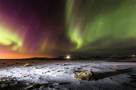 MichaelPocketList: [OC] Aurora Borealis outside of Reykjavík, Iceland after solar storm [5310 × ...