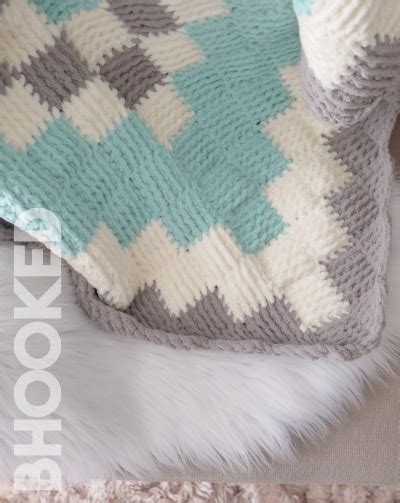 Entrelac Crochet Baby Blanket Free Pattern and Tutorial