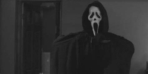 Scream (1996) | Horror Movie GIFs | POPSUGAR Entertainment Photo 7