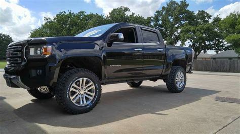 2016 GMC Canyon Duramax with 4" Rough Country Lift Kit