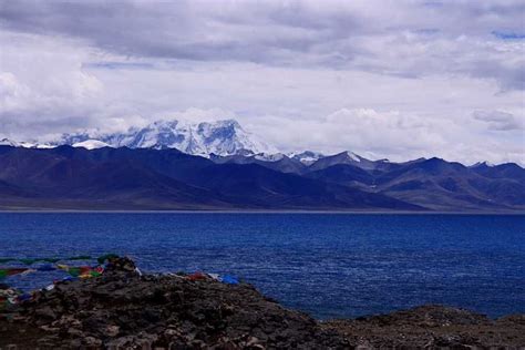 Stunning view of Ngari, Tibet # Wanna travel to Tibet with your family? So, when is the best ...