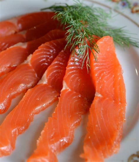 Salt Cured Salmon with Vodka & Dill | Recipes Friend