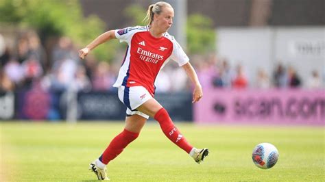 Football live: WSL fixtures released and transfer updates - BBC Sport