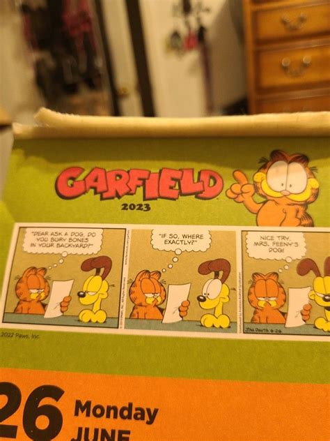 Garfield calendar in 2023 | Garfield and odie, Paws inc, Garfield