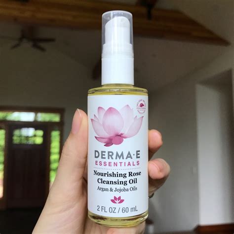 Derma E Nourishing Rose Cleansing Oil Review (Spoiler - Me Likey!) - Vegan Beauty Review | Vegan ...