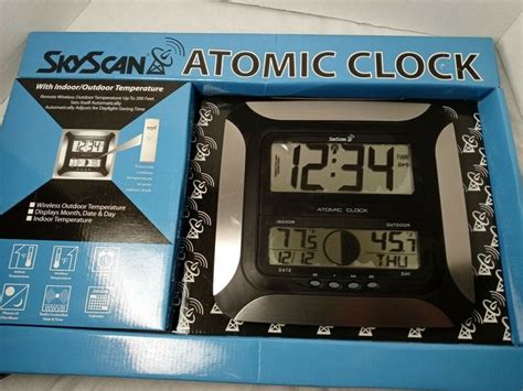 SkyScan Atomic Clock 87700 Indoor Outdoor Moon Temperature Date for ...