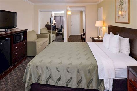 Quality Inn & Suites Montebello™ - Budget Hotel In Montebello California